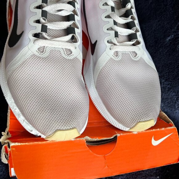 Nike Womens Downshifter 8/Vast Grey/Black/Pink Foam/ Size 8- Womens Running Shoe - Picture 11 of 14